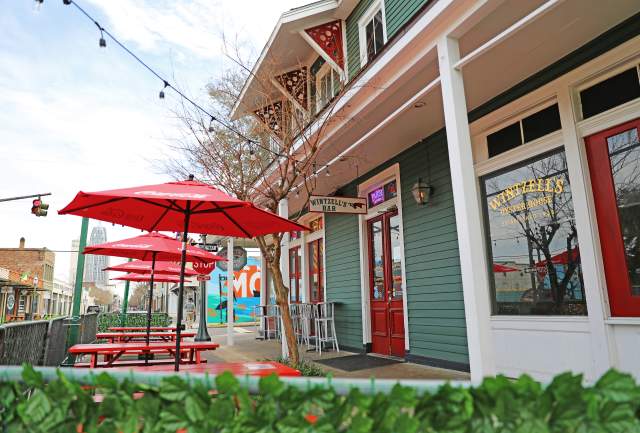Front Patio Of  Wintzell's Oyster House In Mobile, AL