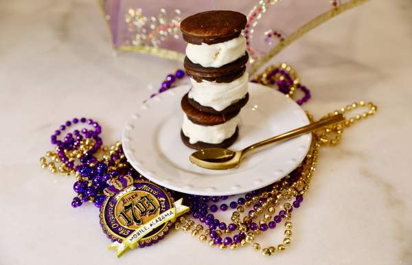 A Mardi Gras Sweet Treat | Moon Pie Ice Cream Sandwhich
