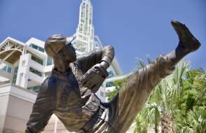 Statue of Satchel Paige
