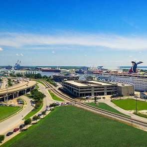 streets leading to Carnival Cruise terminal