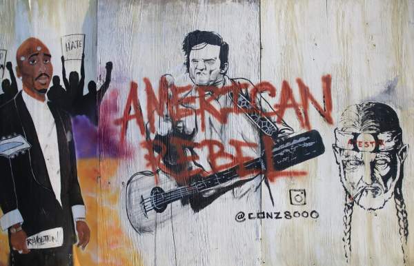 Mural of 2Pac, Willie Nelson and Elvis