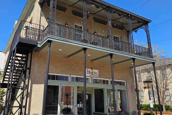 Gulf Coast Journeys: Bistro Saint Emanuel