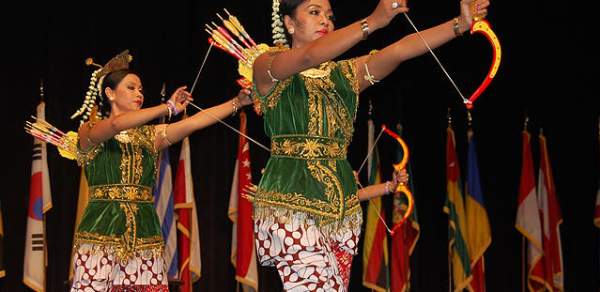 Women dressed in cultural garb.