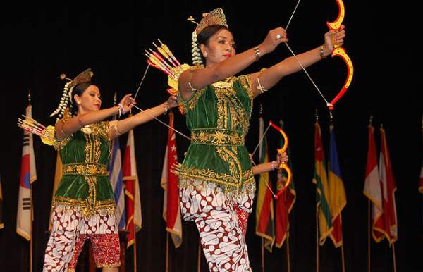 Women dressed in cultural garb.