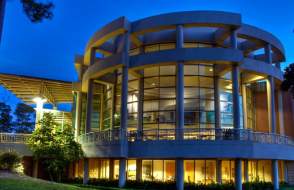 Exterior of Mobile Museum of Art