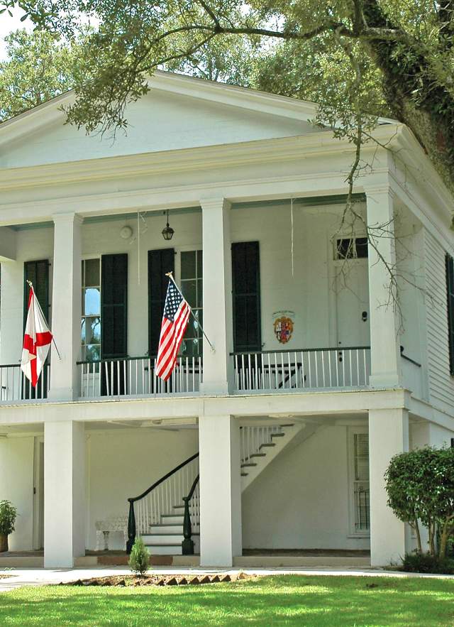 Immersing in History: All About the Oakleigh Garden District