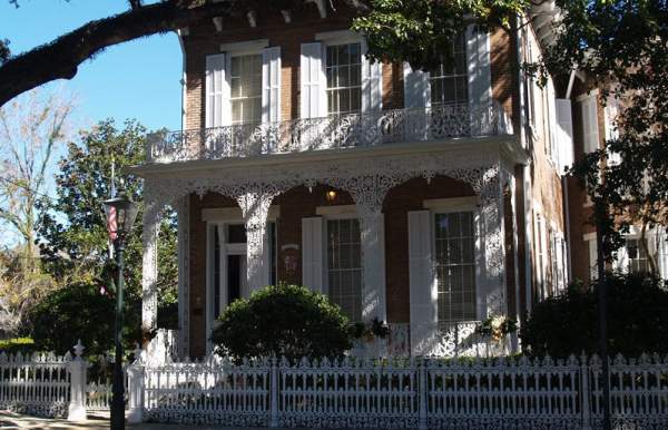 Richards-DAR House Museum