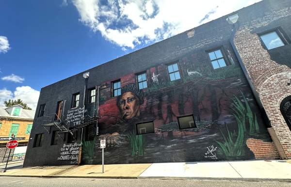 Run at Sundown mural