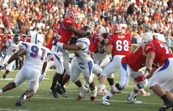 football players colliding