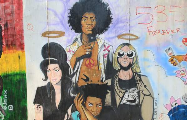 Mural of musicians