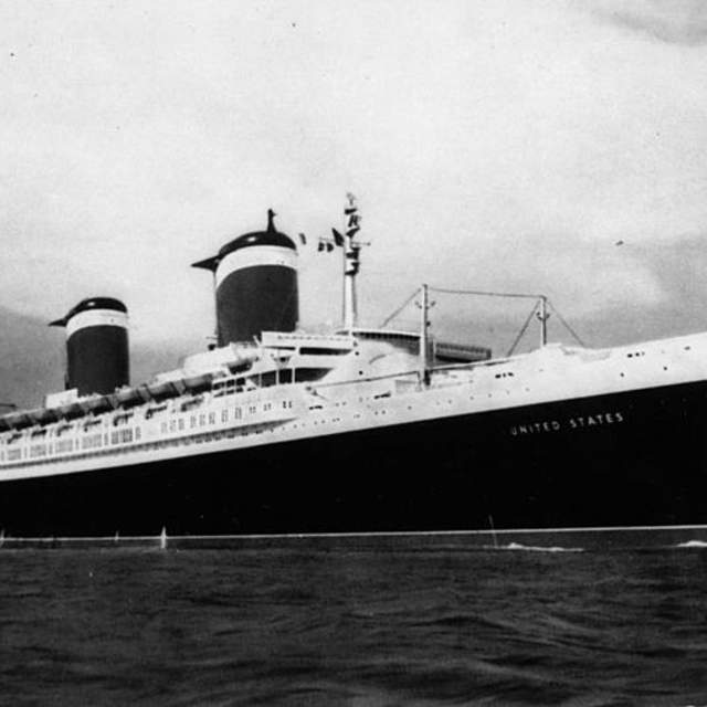 SS United States ship at sea, Unknown date, probably mid 1950s