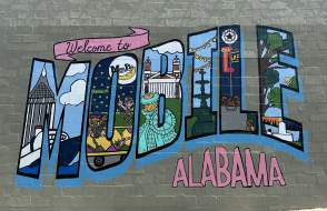 Welcome to Mobile street art painted on the side of a building